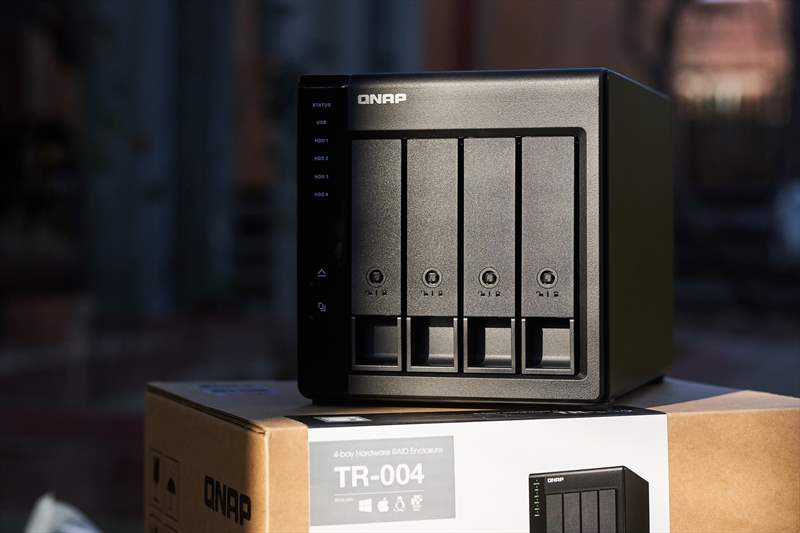 Qnap TR-004 Review - Rack RAID pentru NAS / Windows / Mac OS si Linux ...