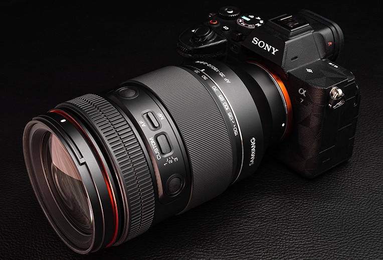 35 150 F2 2 8 SONY visual data 3